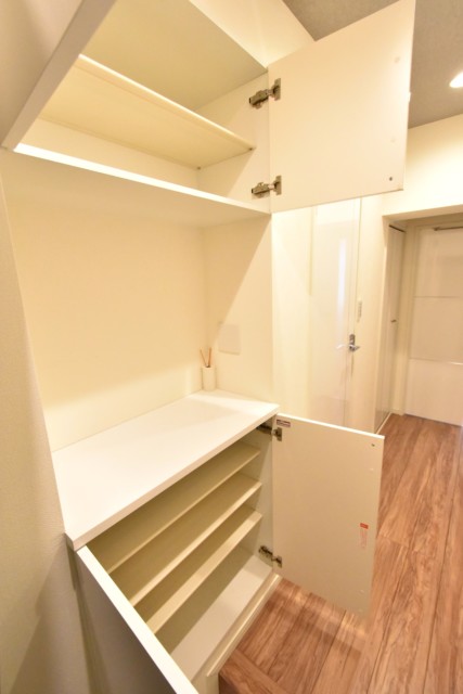 大森駅前住宅１号棟 玄関