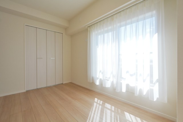 ハイライフ用賀 洋室1