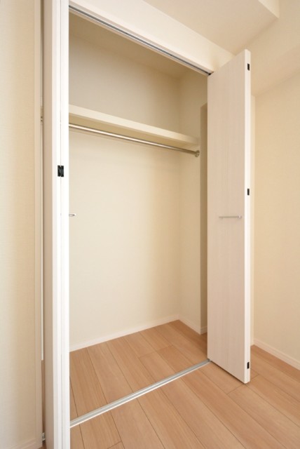 ハイライフ用賀 洋室1