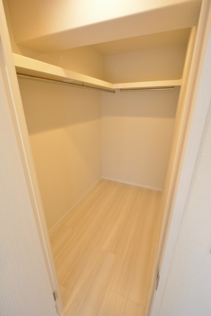 三田ナショナルコート 洋室3