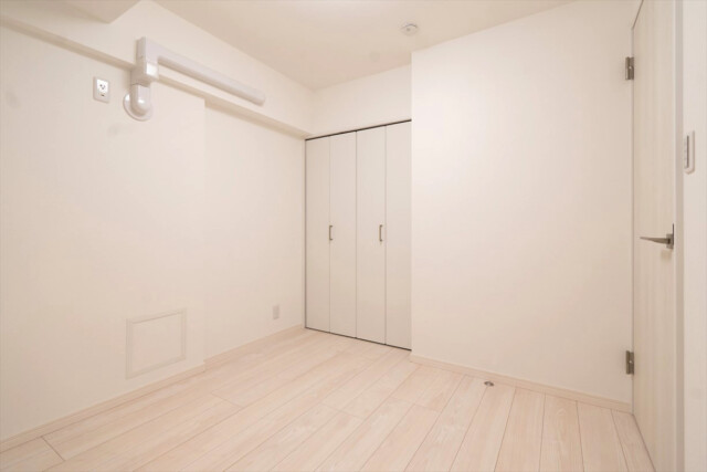 ソフトタウン池袋 洋室