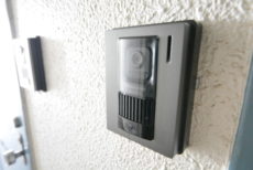 ハイライフ用賀 玄関