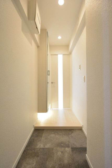 ハイライフ用賀 玄関