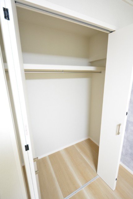 ライオンズマンション上野毛第３ 洋室2