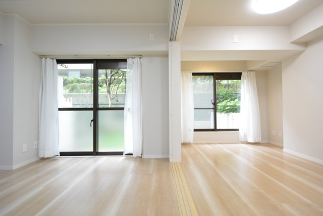 ライオンズマンション上野毛第３ バルコニー