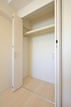 ハイライフ用賀 洋室1