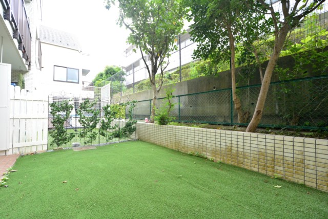 ライオンズマンション上野毛第３ バルコニー