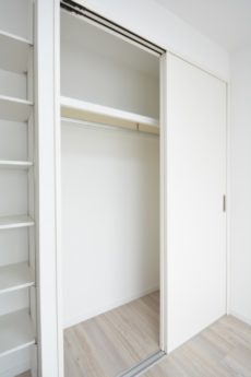 ライオンズマンション上野毛第３ 洋室