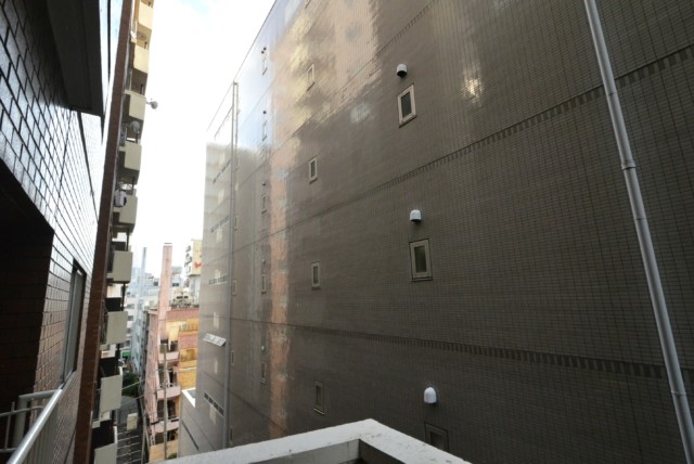 ノア新宿 バルコニー