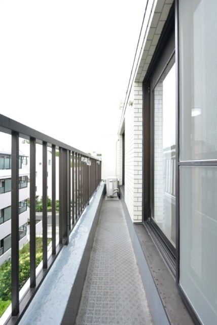 ライオンズマンション上野毛第３ バルコニー