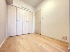 朝日クレス・パリオ西落合 洋室2 朝日クレス・パリオ西落合 洋室2