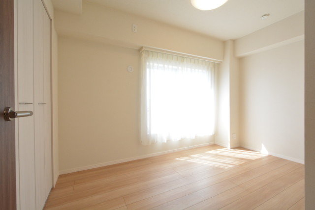 ハイライフ用賀 洋室1