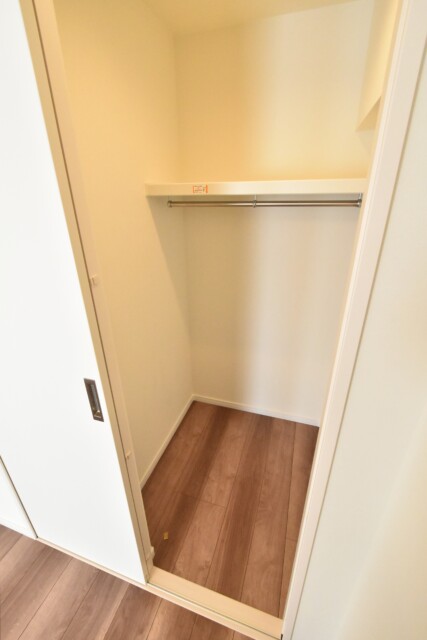 東建柏木マンション 洋室2