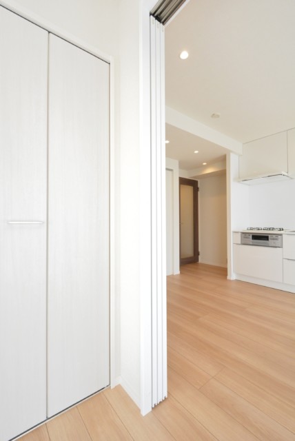 ハイライフ用賀 洋室2