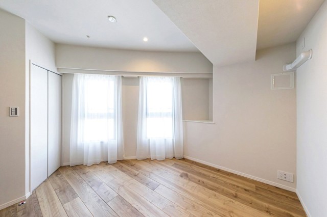 グラーサ西麻布 洋室1