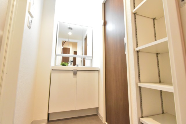 中央マンション 洗面室