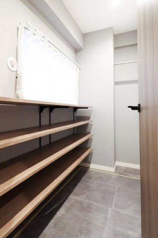 パシフィック早稲田 SIC