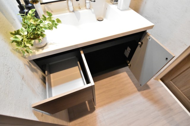 ライオンズマンション広尾第２ 洗面室