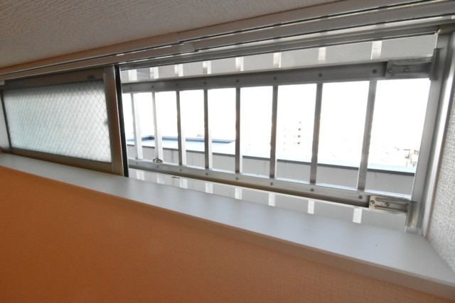 中央マンション 洋室1