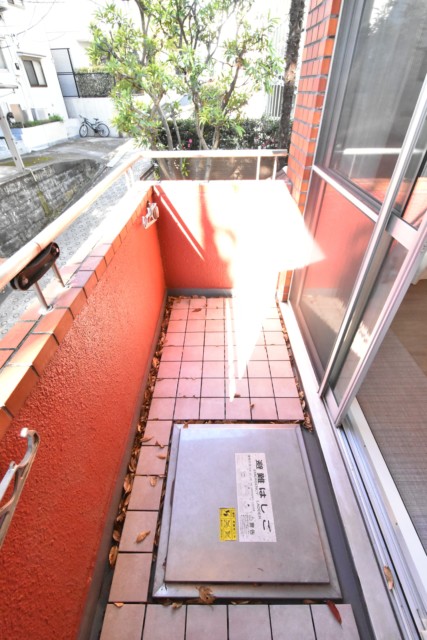 ライオンズマンション広尾第２ 西向きバルコニー