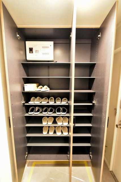 ライオンズマンション広尾第２ 玄関