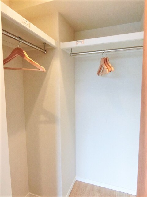 戸山ハイツ 洋室1