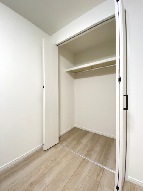 NK五反田コータース 洋室