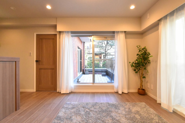 ライオンズマンション広尾第２ ルーフバルコニー