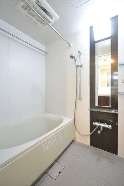 グランジュール明大前 浴室