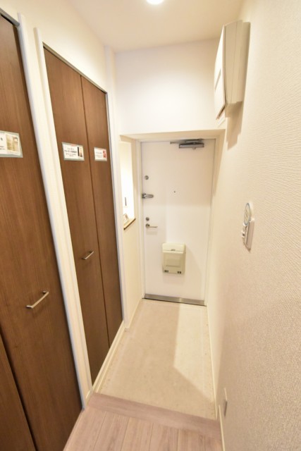 中央マンション 玄関