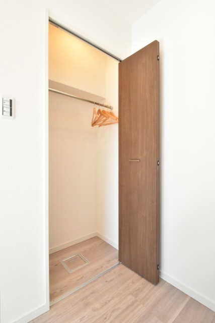 中央マンション 洋室2