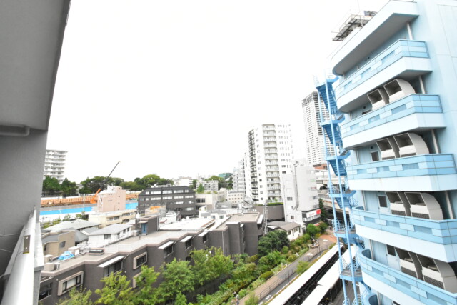 駒場ネオパレス バルコニー 駒場ネオパレス バルコニー
