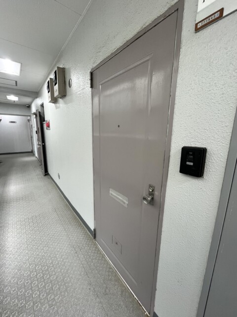 モナーク三軒茶屋 玄関廊下