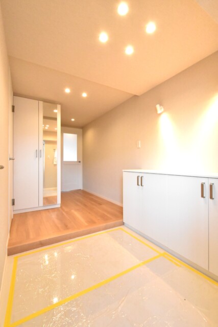 駒場ネオパレス 玄関 駒場ネオパレス 玄関