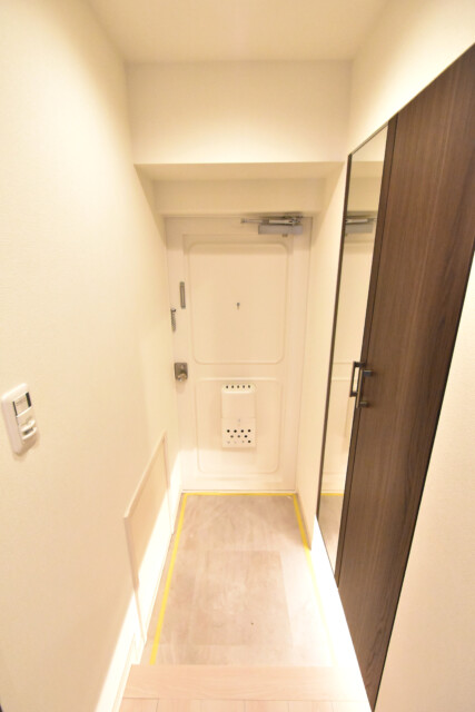 初台中央マンション 玄関