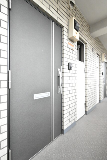 藤和三軒茶屋コープ 玄関