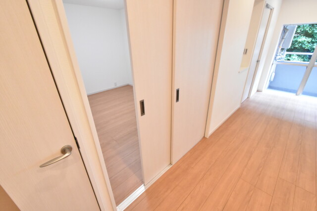 駒場ネオパレス サービスルーム