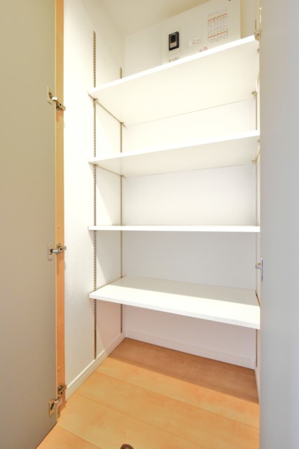 飯田橋第一パークファミリア 廊下収納