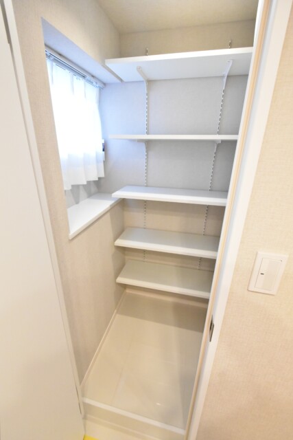 駒場ネオパレス 玄関