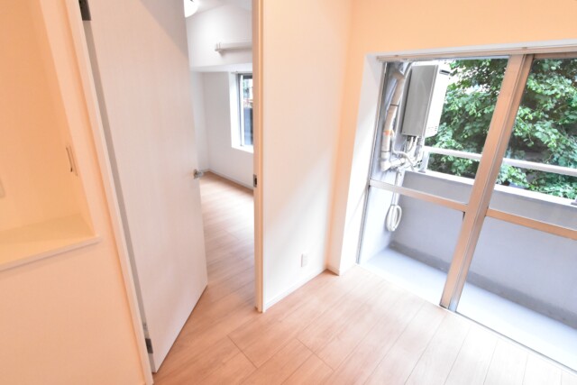 駒場ネオパレス 洋室1