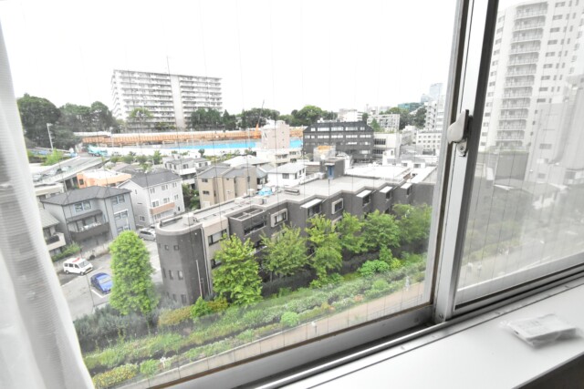 駒場ネオパレス 洋室2