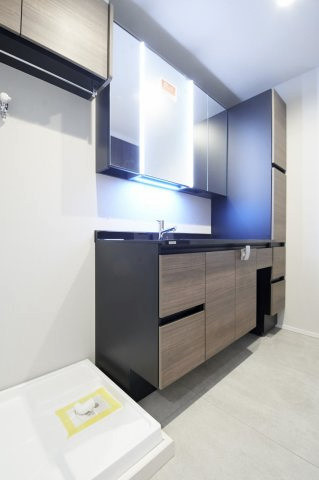 ラグナタワー 洗面室