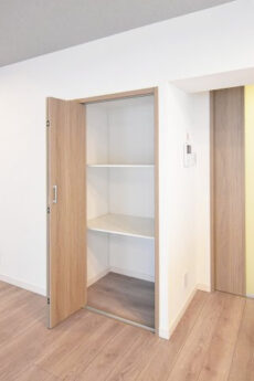 ストークマンション三田 LDK