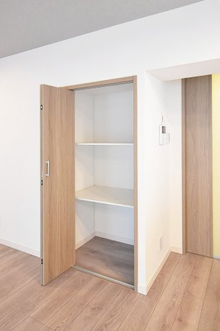 ストークマンション三田 LDK