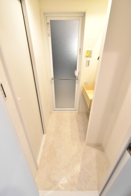 NK五反田コータース 洗面室