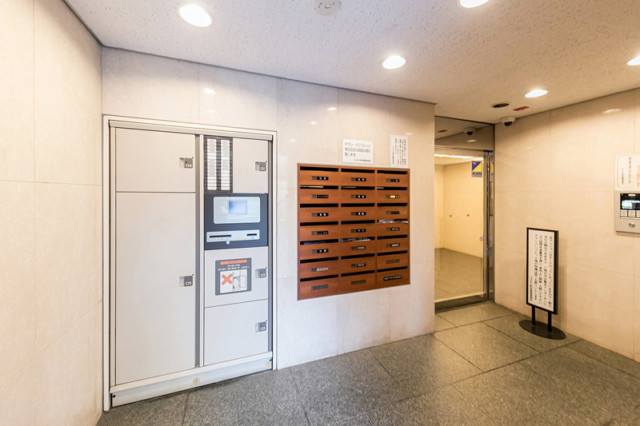 コスモ三軒茶屋 エントランス