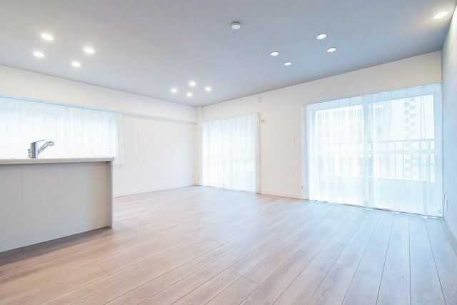 ストークマンション三田 LDK