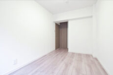 ストークマンション三田 洋室2