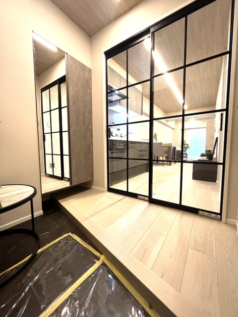 チサンマンション三軒茶屋第2玄関廊下