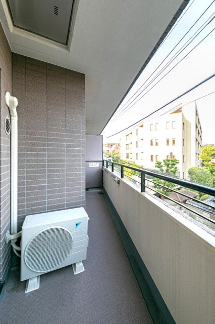 コスモ三軒茶屋 バルコニー コスモ三軒茶屋 バルコニー